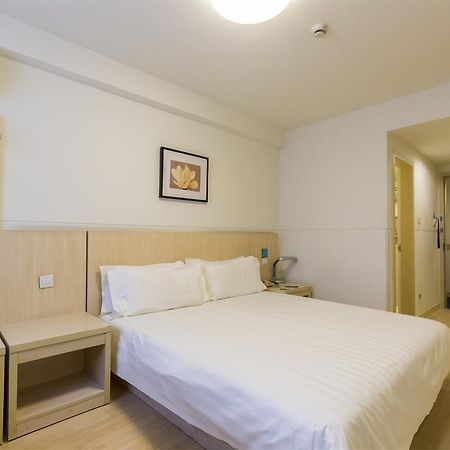 Hanting Express Qingdao South Chongqing Road Εξωτερικό φωτογραφία