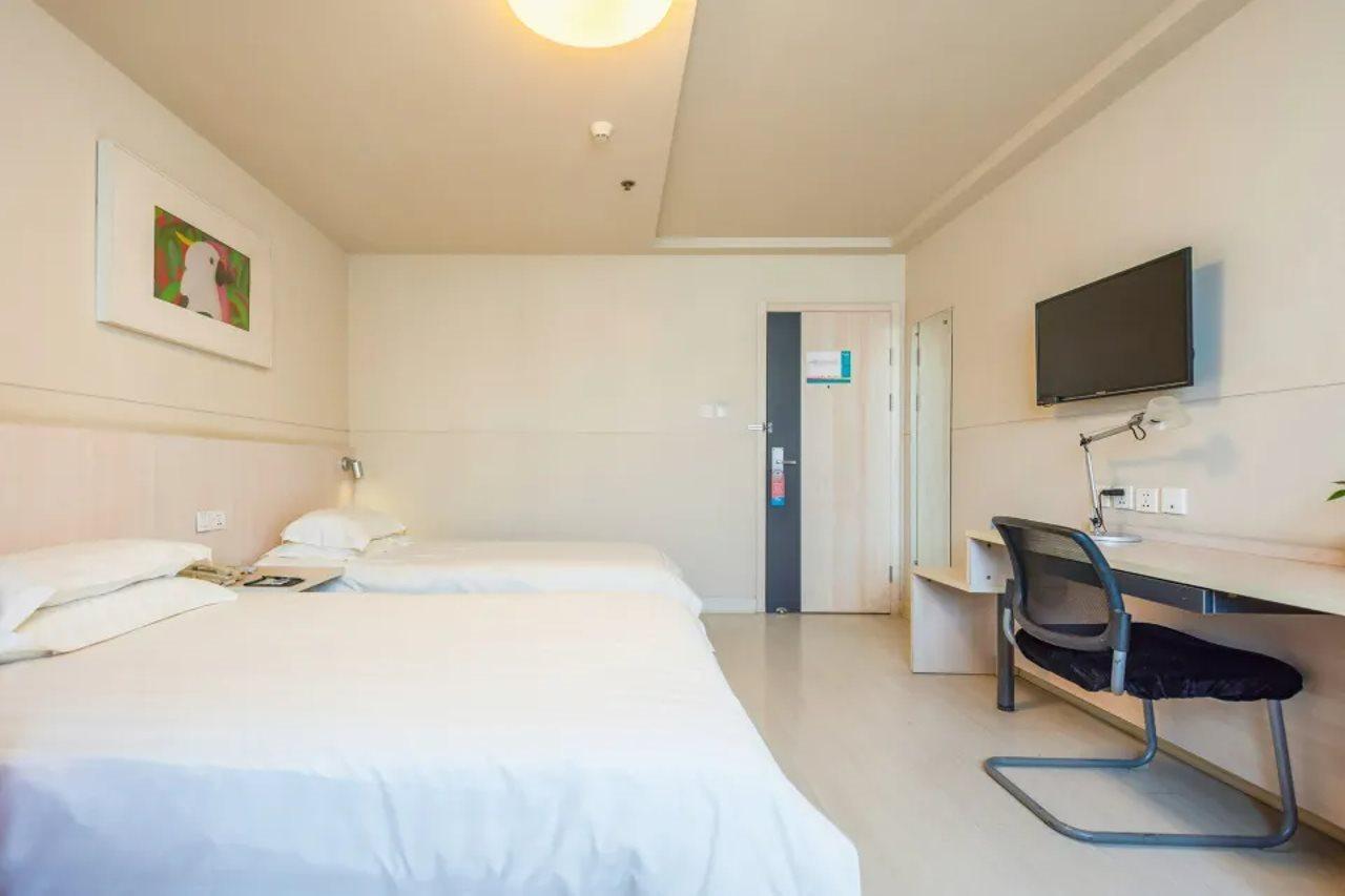 Hanting Express Qingdao South Chongqing Road Εξωτερικό φωτογραφία
