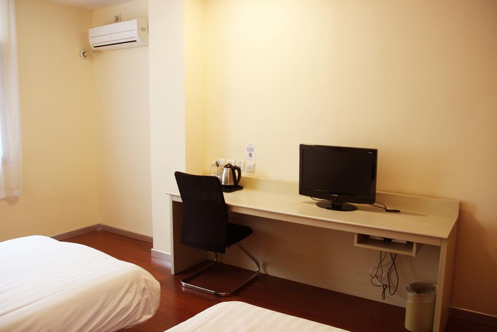 Hanting Express Qingdao South Chongqing Road Δωμάτιο φωτογραφία