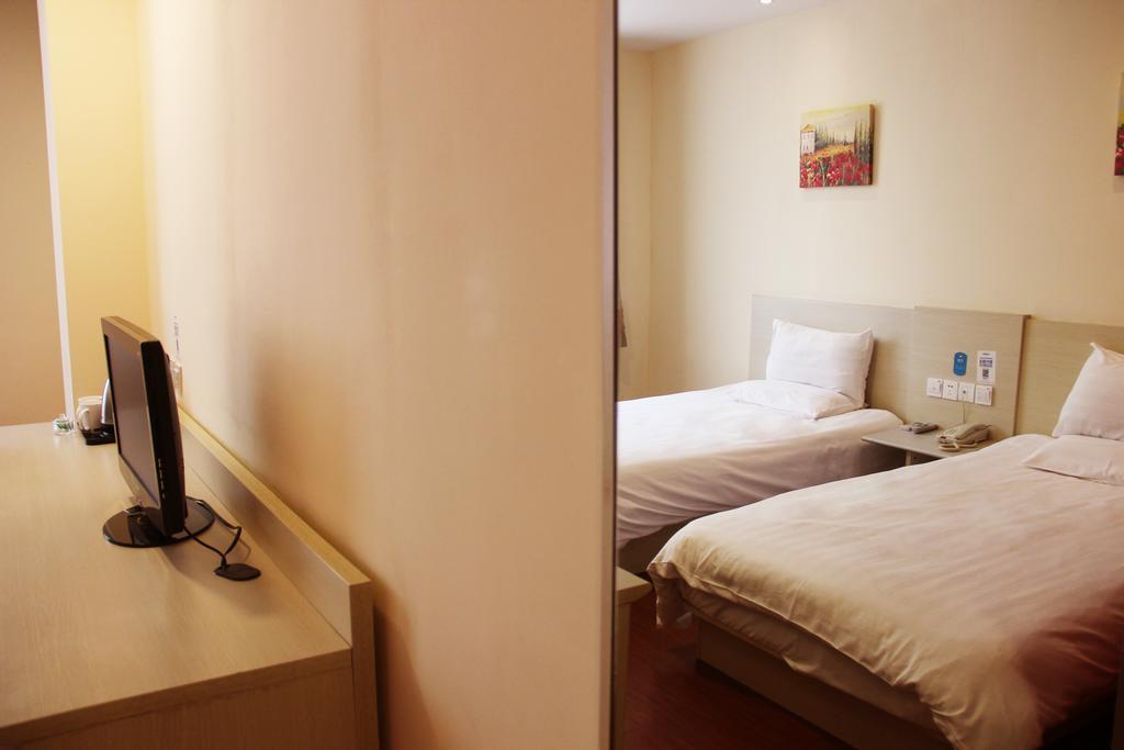 Hanting Express Qingdao South Chongqing Road Δωμάτιο φωτογραφία