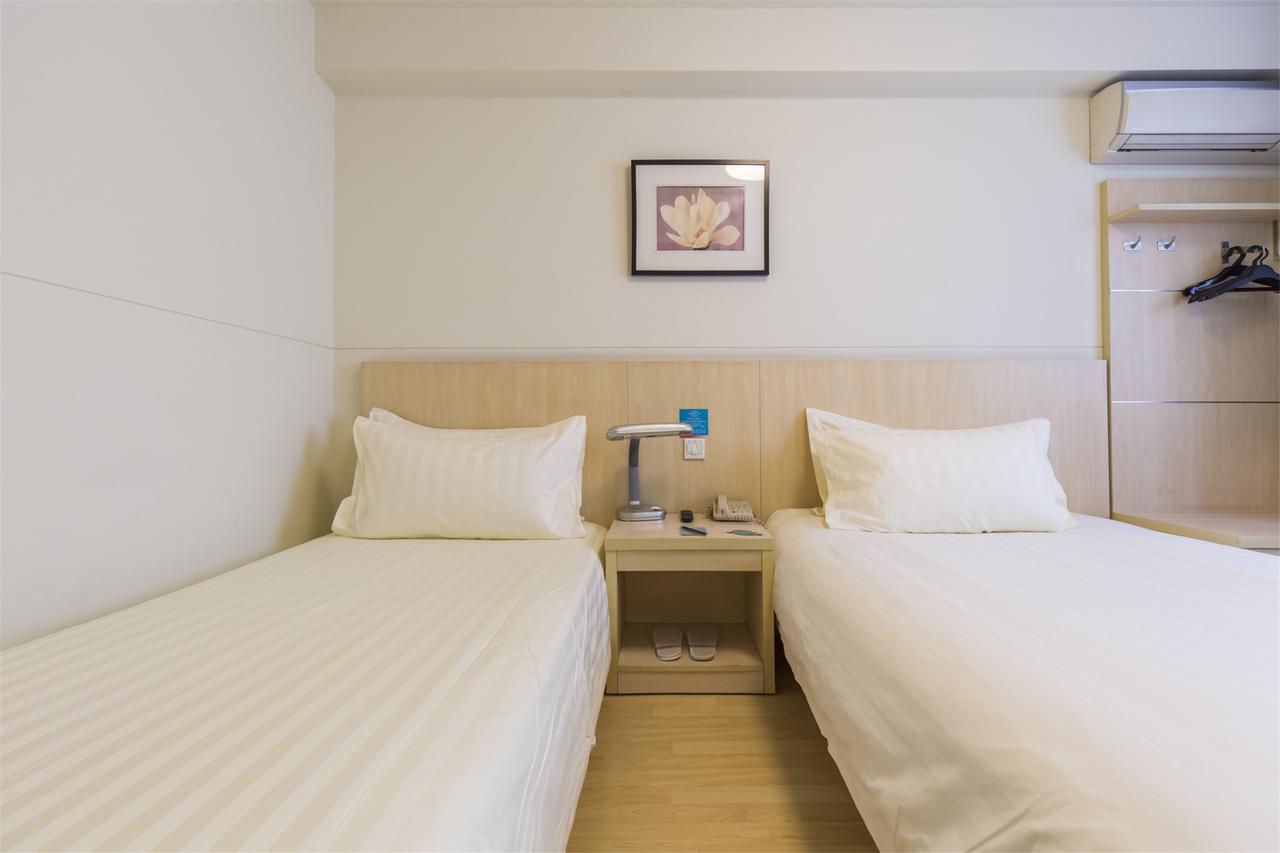 Hanting Express Qingdao South Chongqing Road Εξωτερικό φωτογραφία